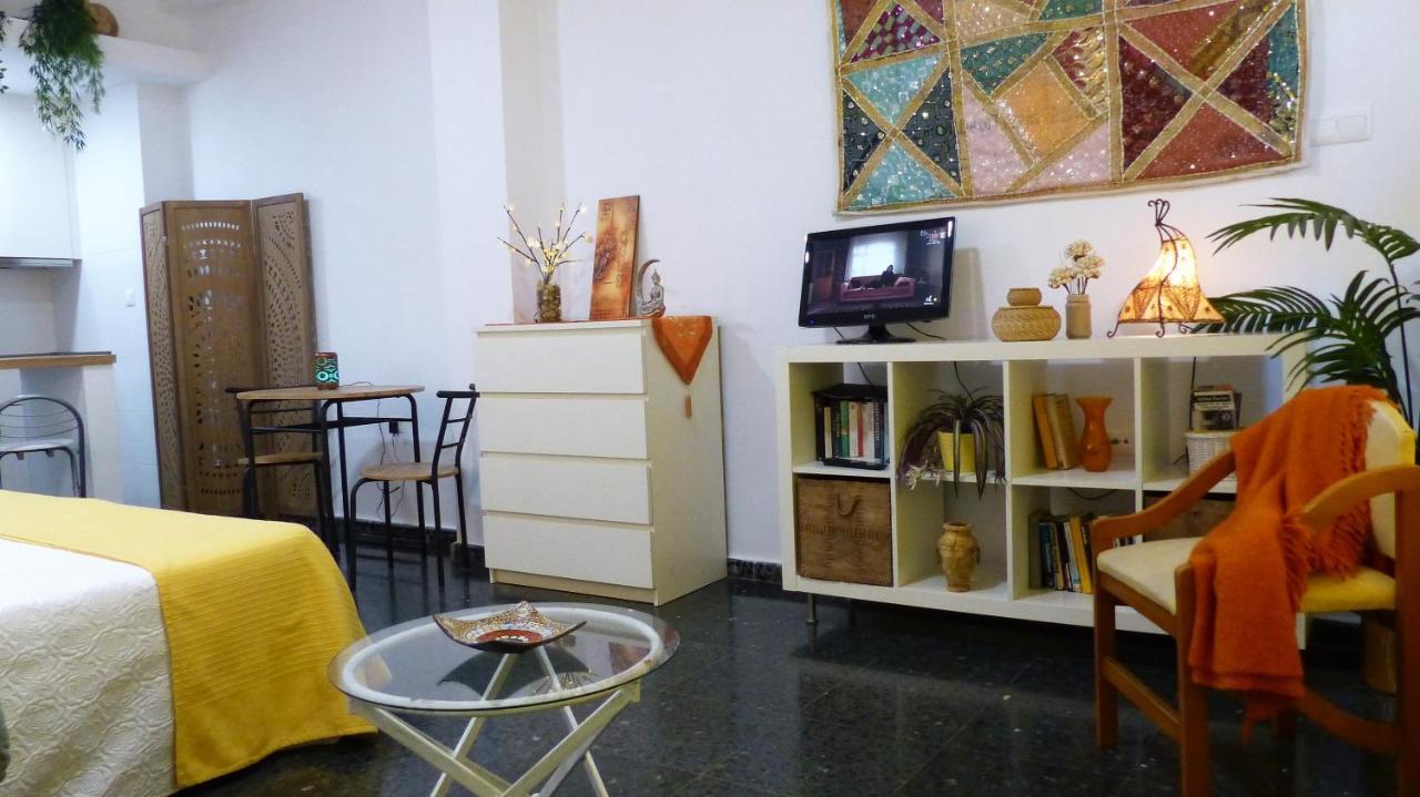 Estudio Con Encanto En La Carihuela Torremolinos Ngoại thất bức ảnh